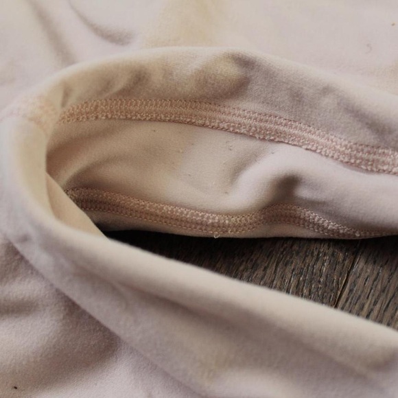 dusty pink lululemon leggings - Picture 3 of 5